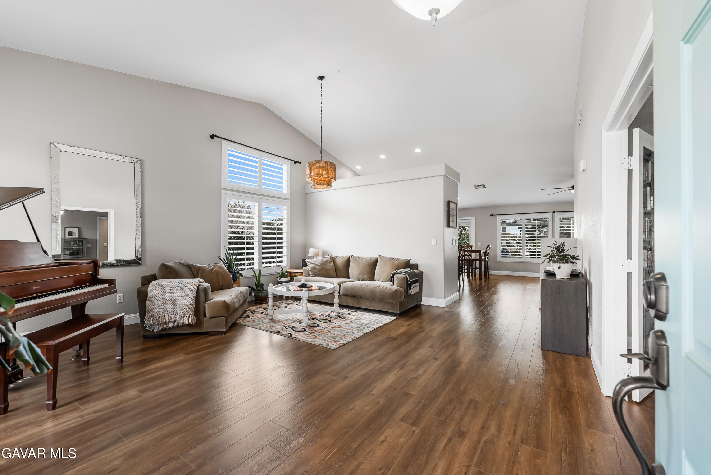 41006 Vista Rambia Palmdale, CA 93551 - Photo 6 of 69 Vista Rambia-4