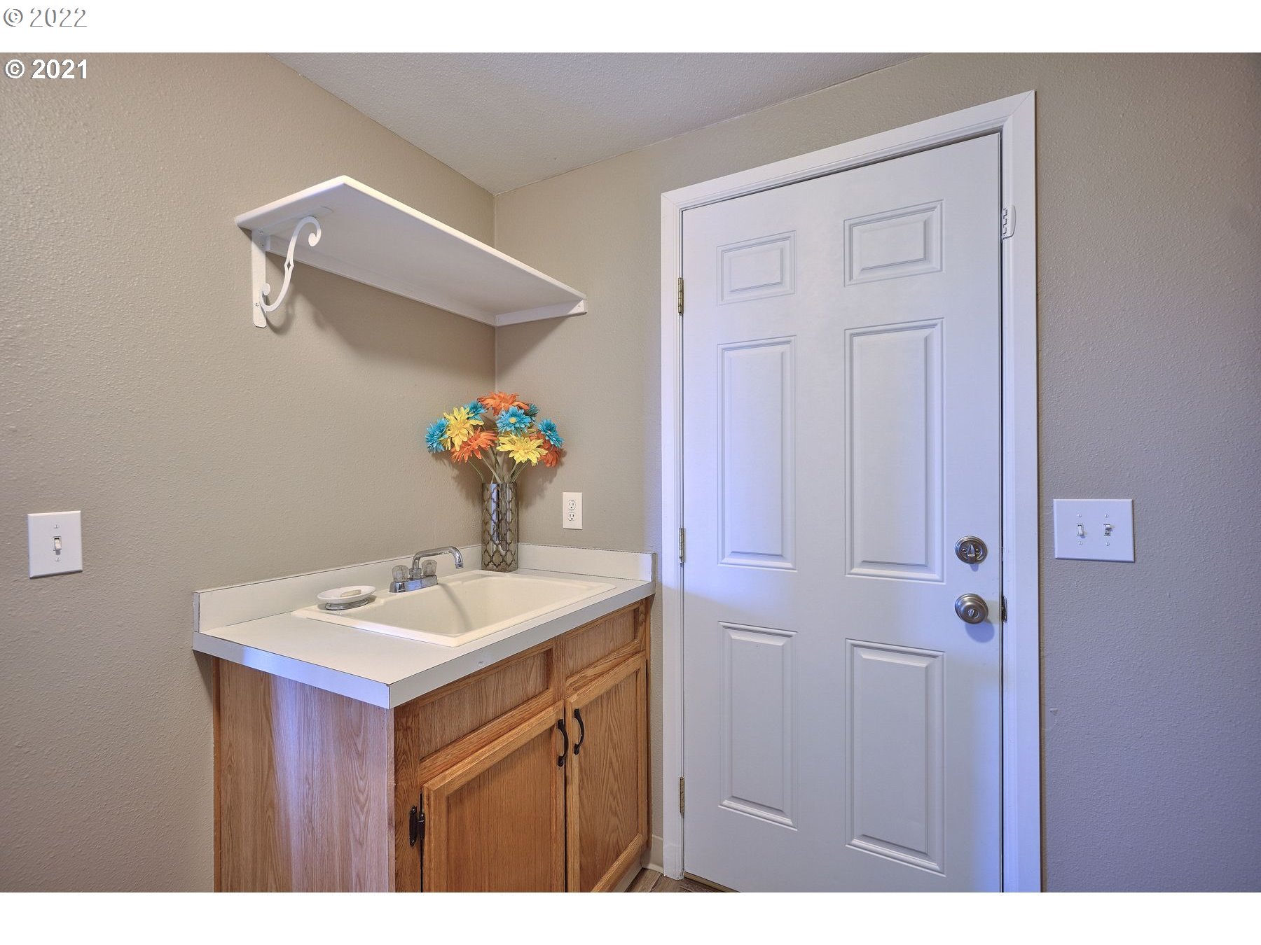 15550 Southeast Kreder Road Dayton, OR 97114 - Photo 14 of 31 Gallery Image 14