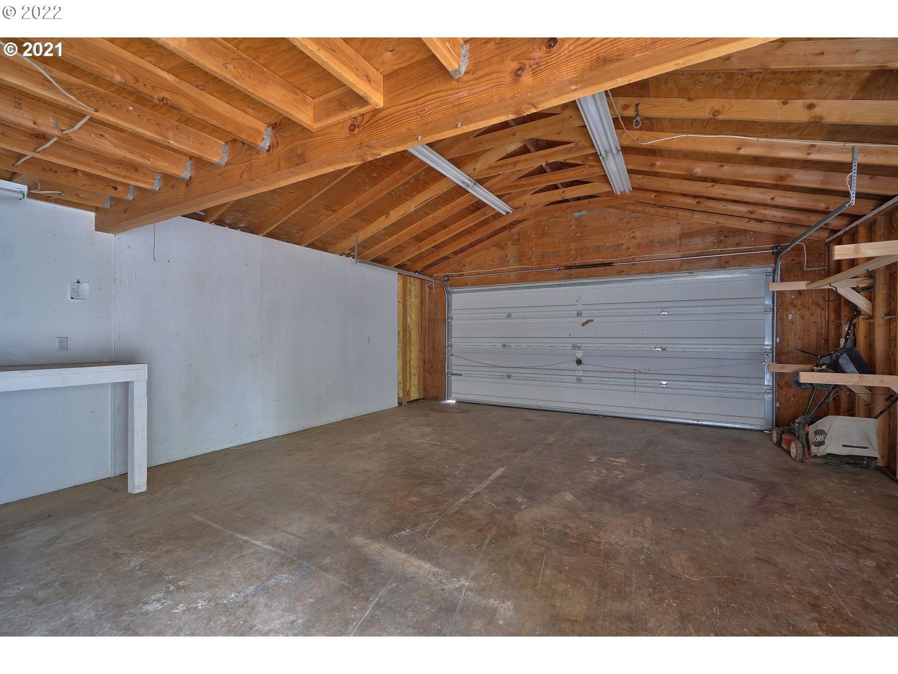15550 Southeast Kreder Road Dayton, OR 97114 - Photo 27 of 31 Gallery Image 27