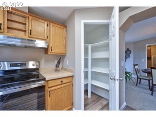 15550 Southeast Kreder Road Dayton, OR 97114 - Photo 10 of 31 Gallery Image 10
