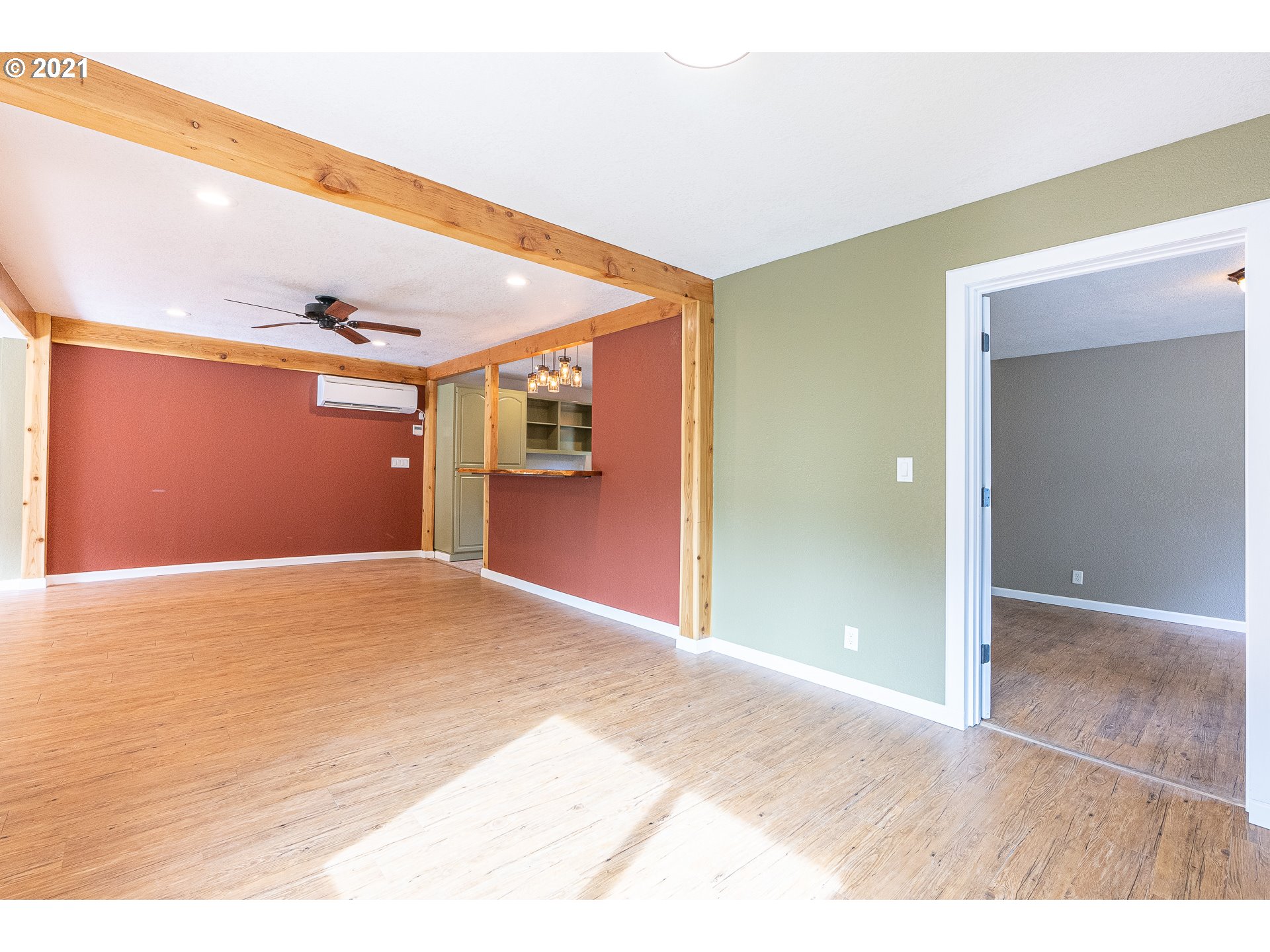 90491 Poodle Creek Road Noti, OR 97461 - Photo 6 of 32 Gallery Image 6