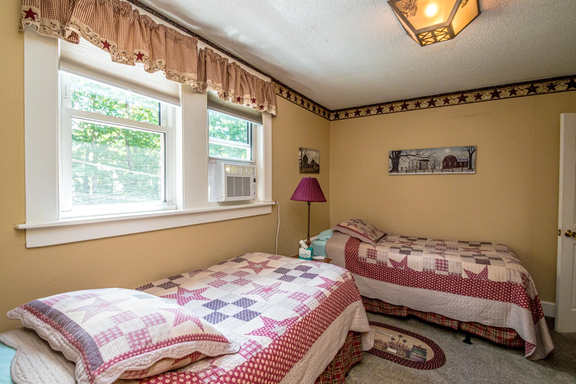 207 Seavey Street Conway, NH 03860 - Photo 13 of 39