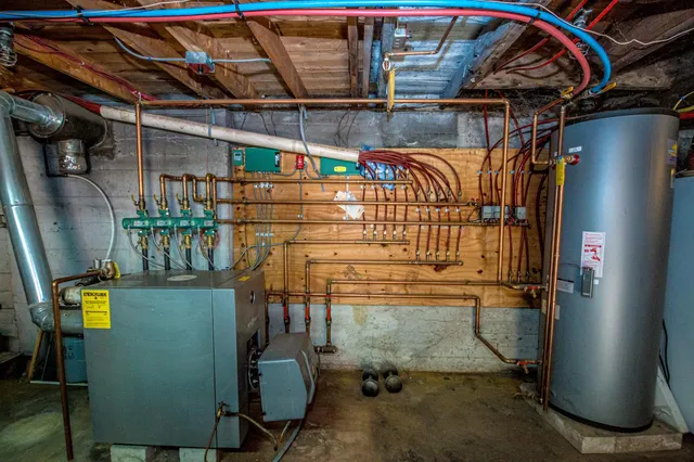 $1,100,000 | 207 Seavey Street, Conway, NH 03860