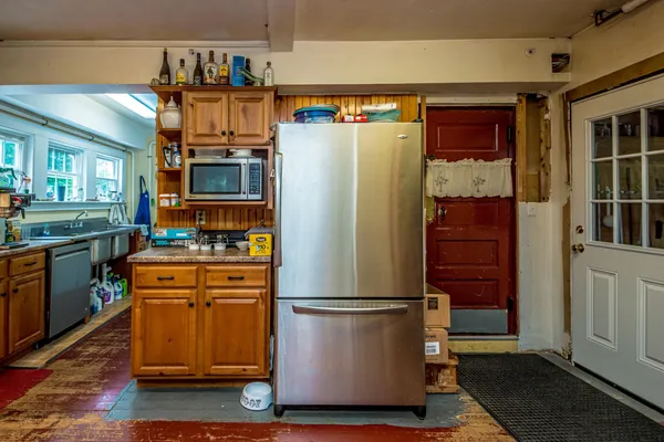 $1,100,000 | 207 Seavey Street, Conway, NH 03860