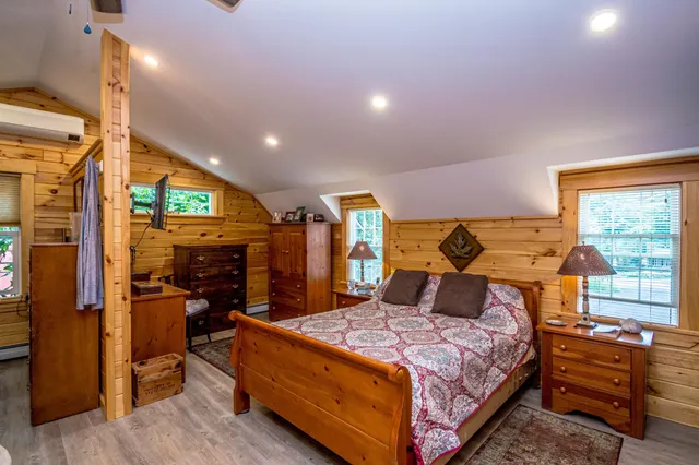 $1,100,000 | 207 Seavey Street, Conway, NH 03860