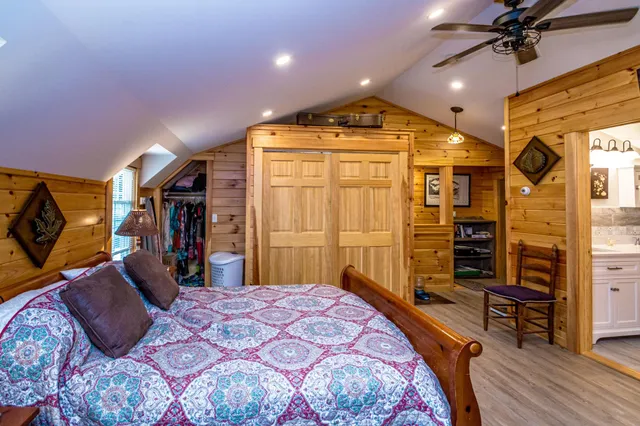 $1,100,000 | 207 Seavey Street, Conway, NH 03860