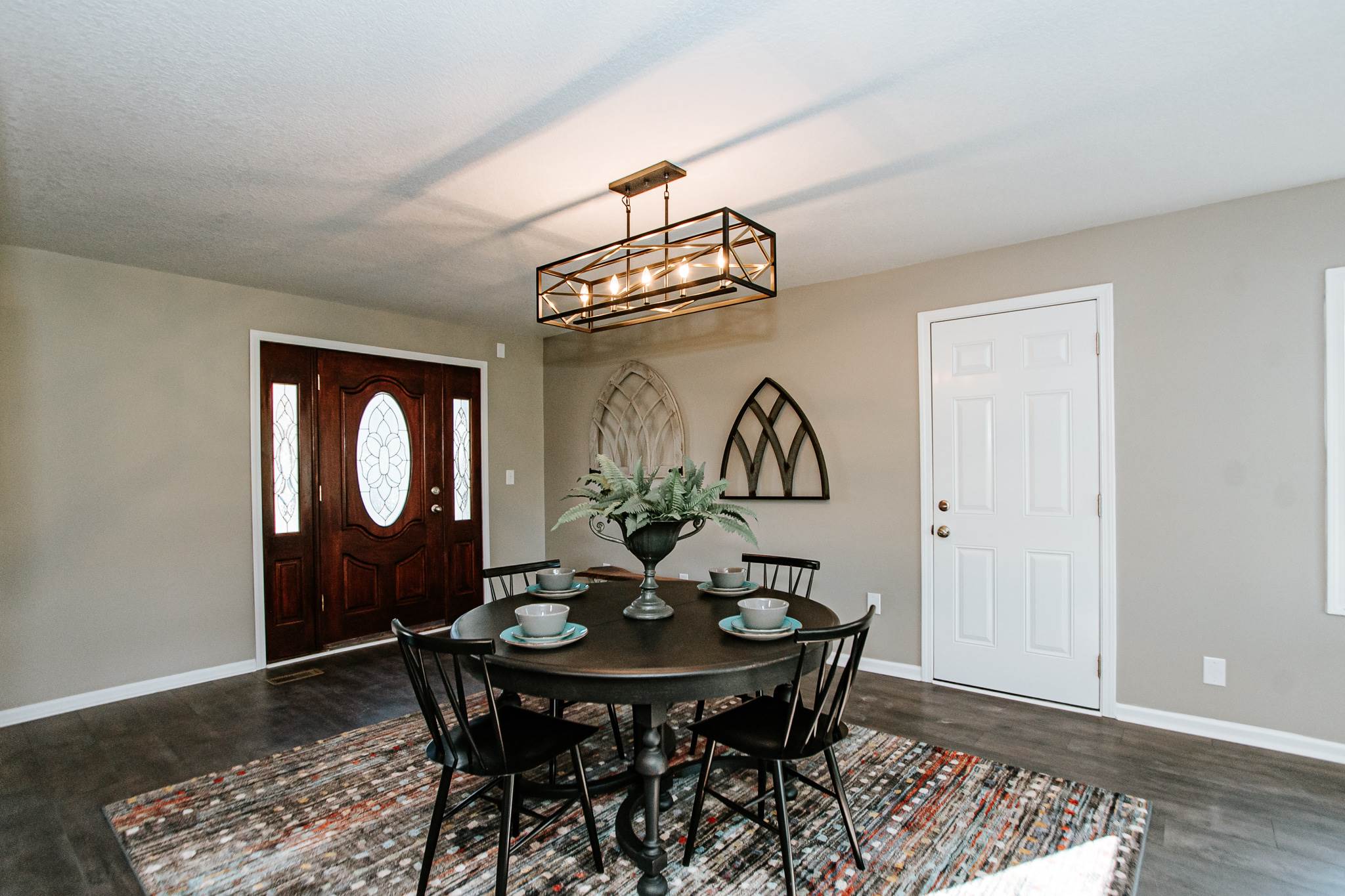 612 East Washington Center Road Fort Wayne, IN 46825 - Photo 4 of 36 Gallery Image 4