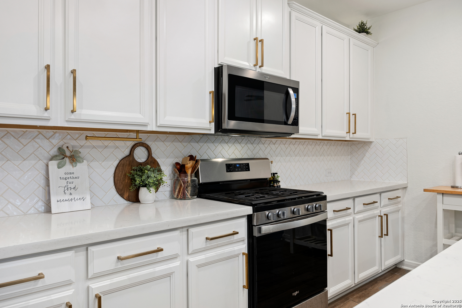 12217 Icon Ridge San Antonio, TX 78253 - Photo 15 of 52