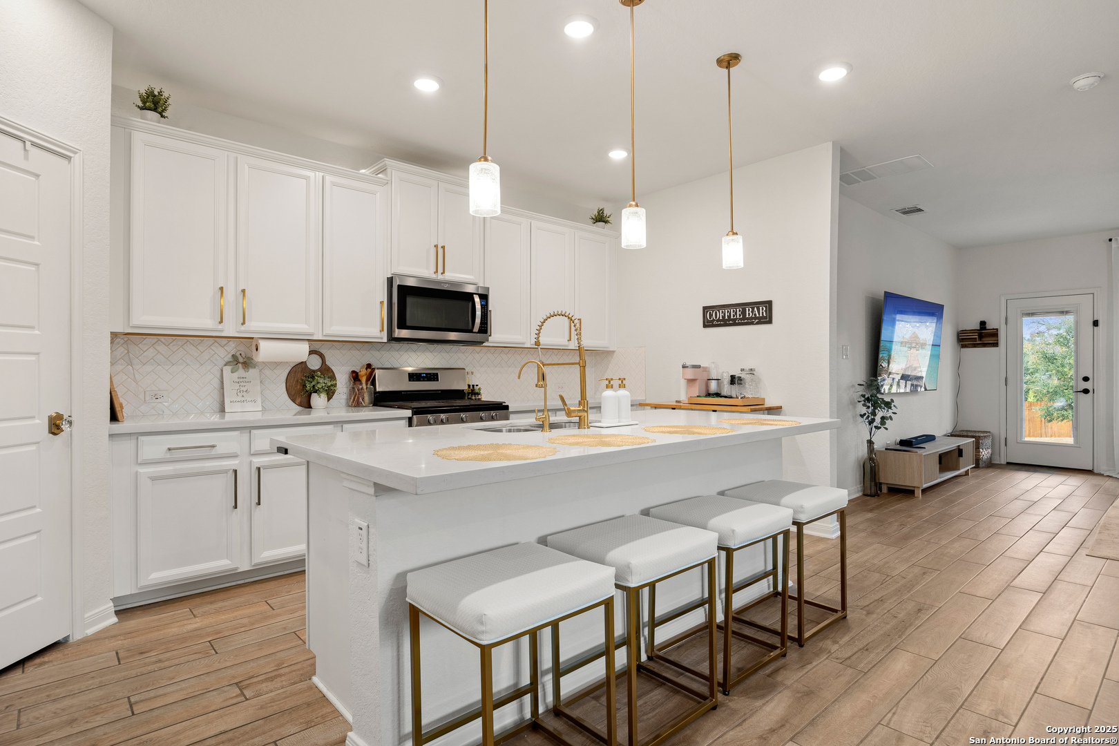 12217 Icon Ridge San Antonio, TX 78253 - Photo 10 of 52