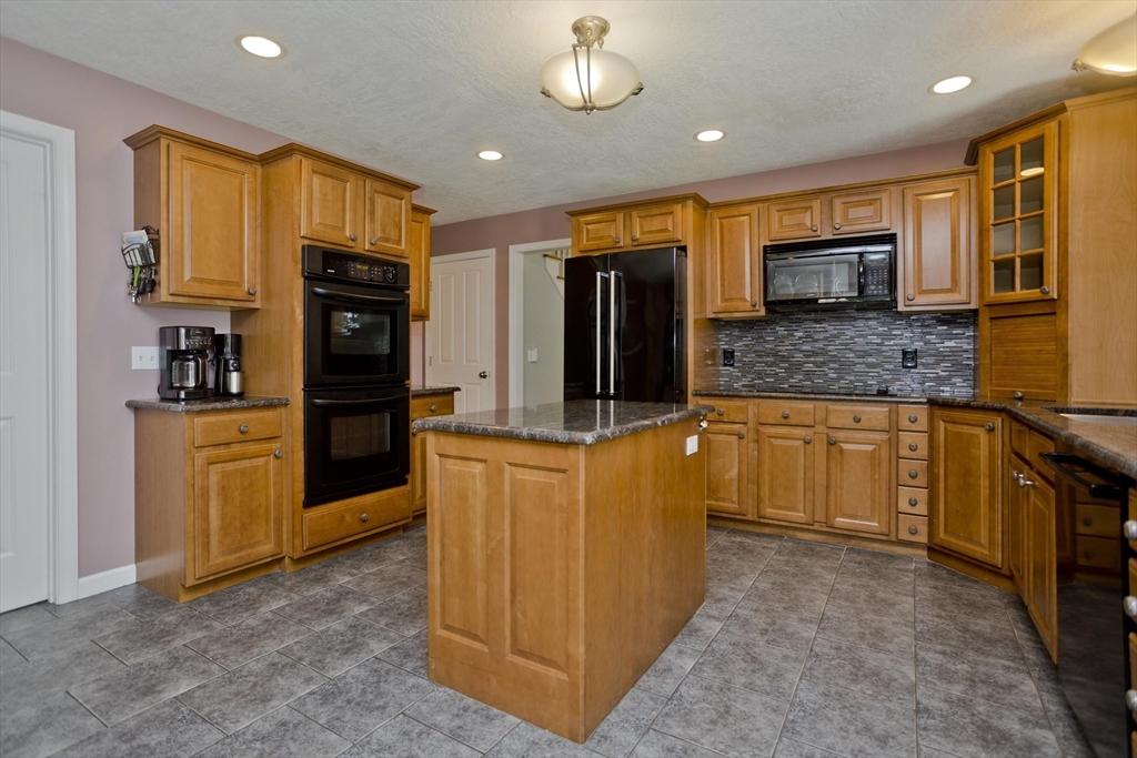 75 Will Palmer Road Southwick, MA 01077 - Photo 9 of 42 Gallery Image 9
