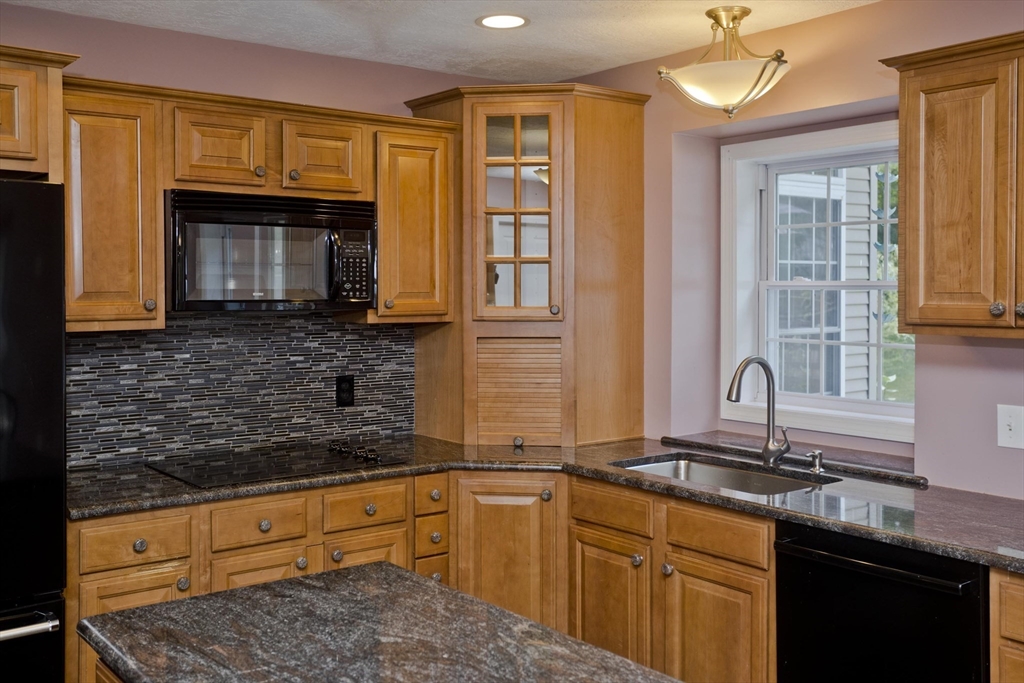 75 Will Palmer Road Southwick, MA 01077 - Photo 10 of 42 Gallery Image 10