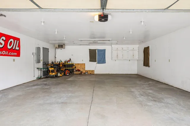 $329,900 | 833 Summit Avenue, St. Paul Park, MN 55071