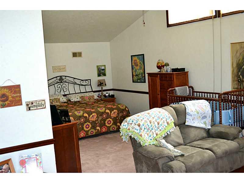 9745 Grosick Road Pittsburgh, PA 15237 - Photo 13 of 25 Master Bedroom.