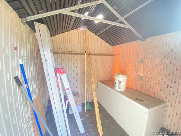 $325,000 | 3309 Woodland Drive, Edgewater, FL 32141