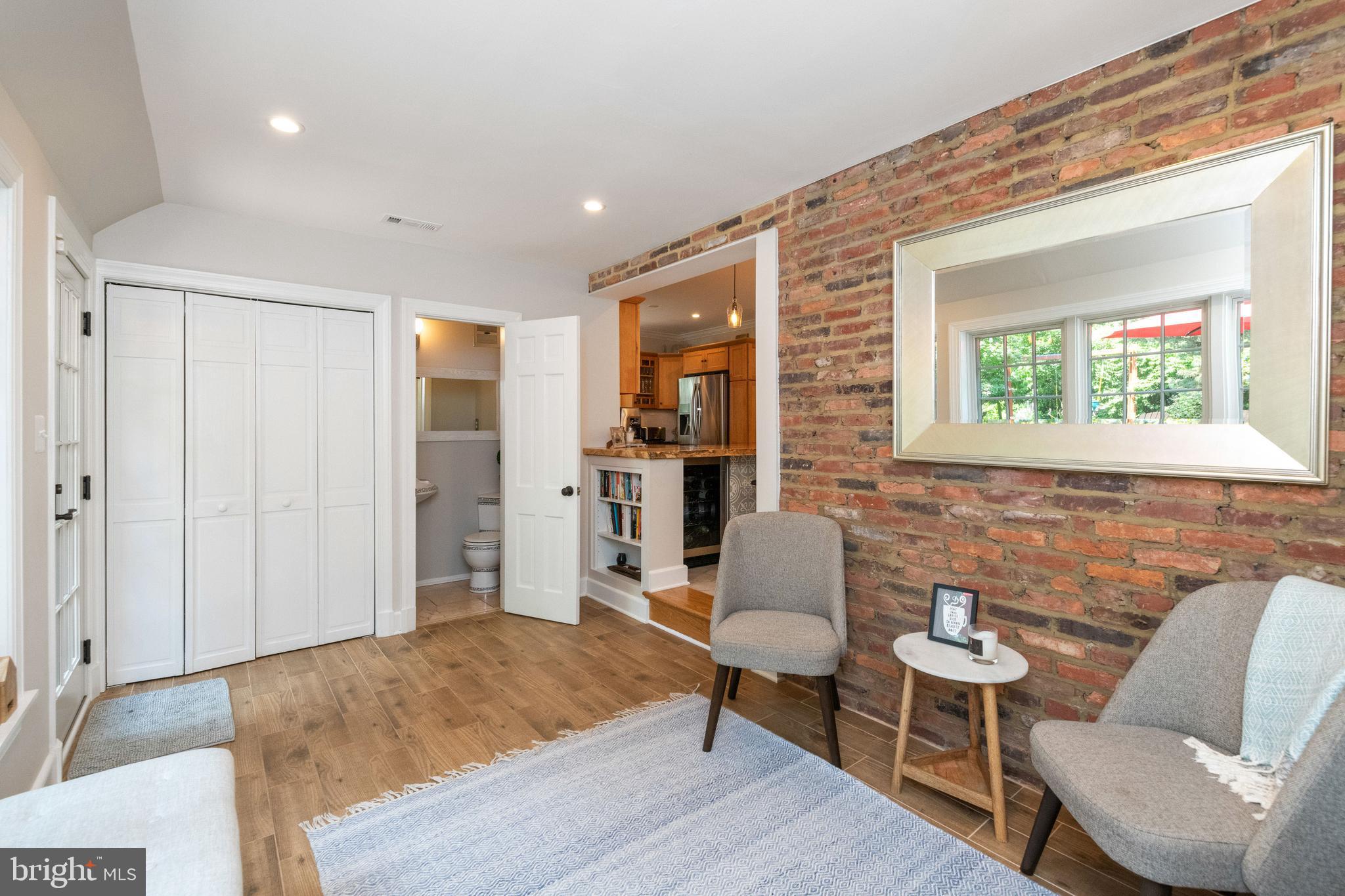 906 Old Oak Road Baltimore, MD 21212 - Photo 15 of 38 Gallery Image 15
