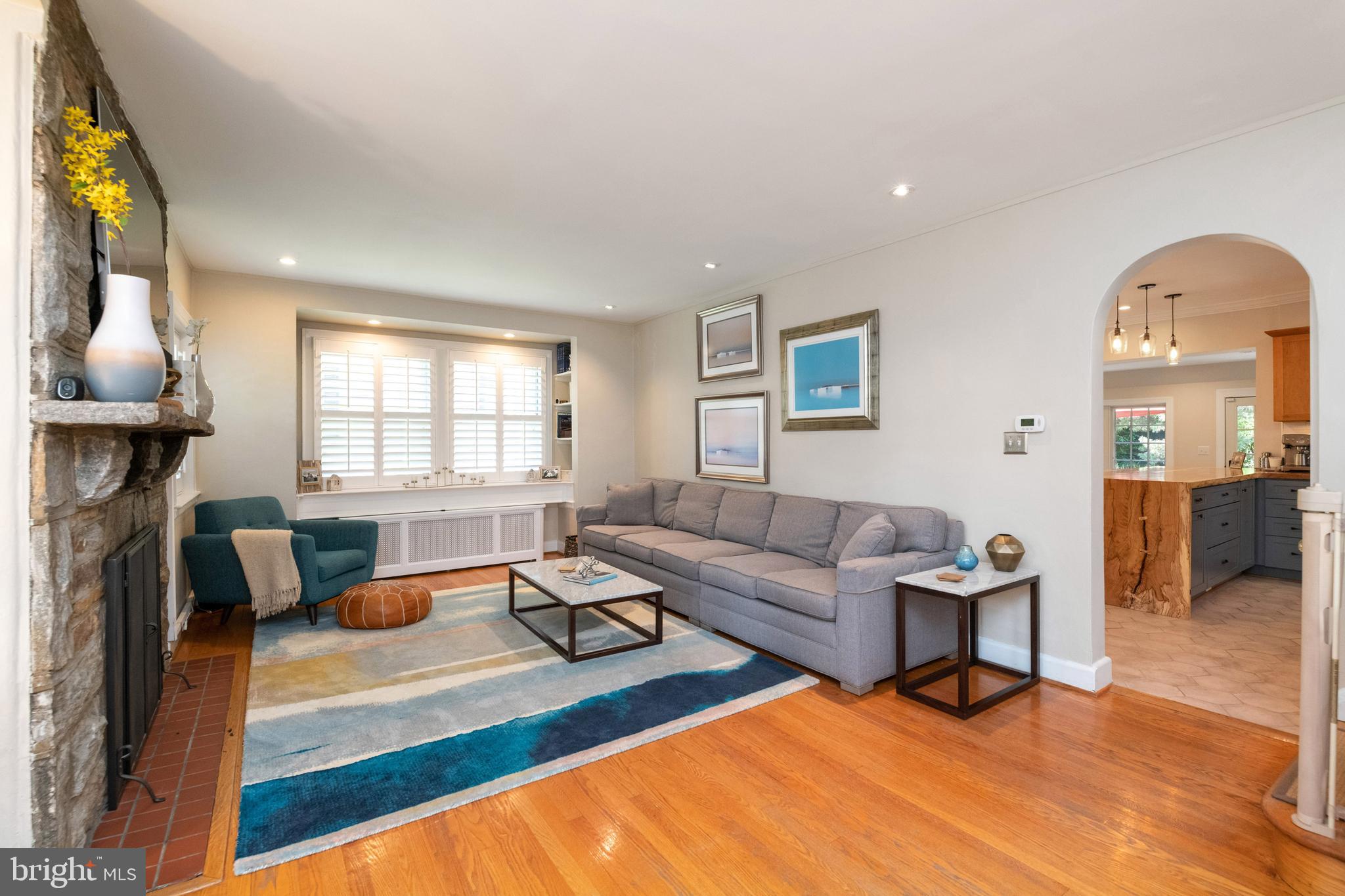 906 Old Oak Road Baltimore, MD 21212 - Photo 3 of 38 Gallery Image 3