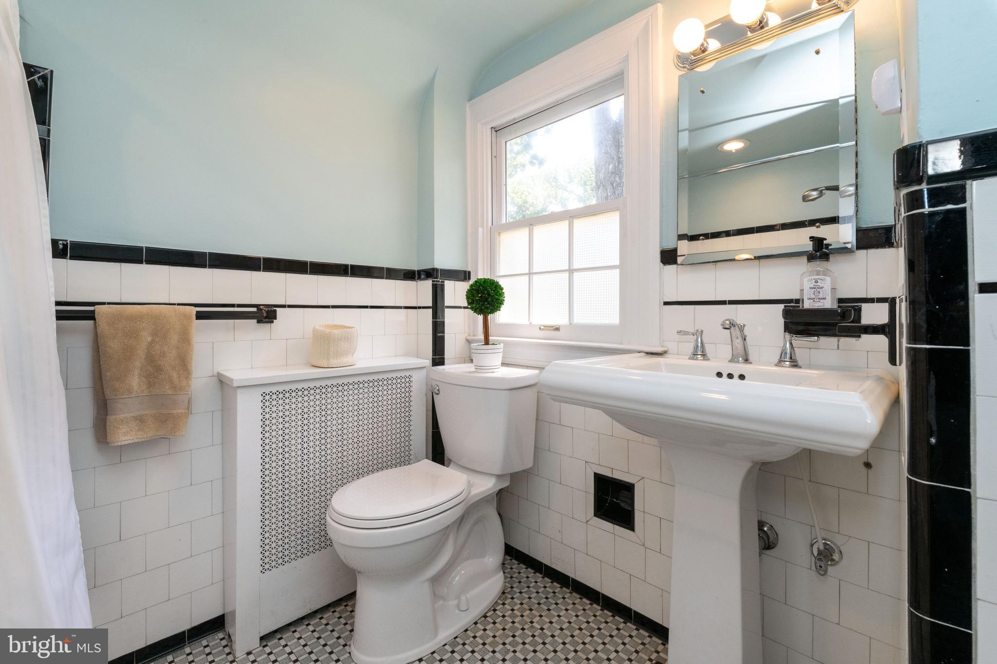 906 Old Oak Road Baltimore, MD 21212 - Photo 27 of 38 Gallery Image 27