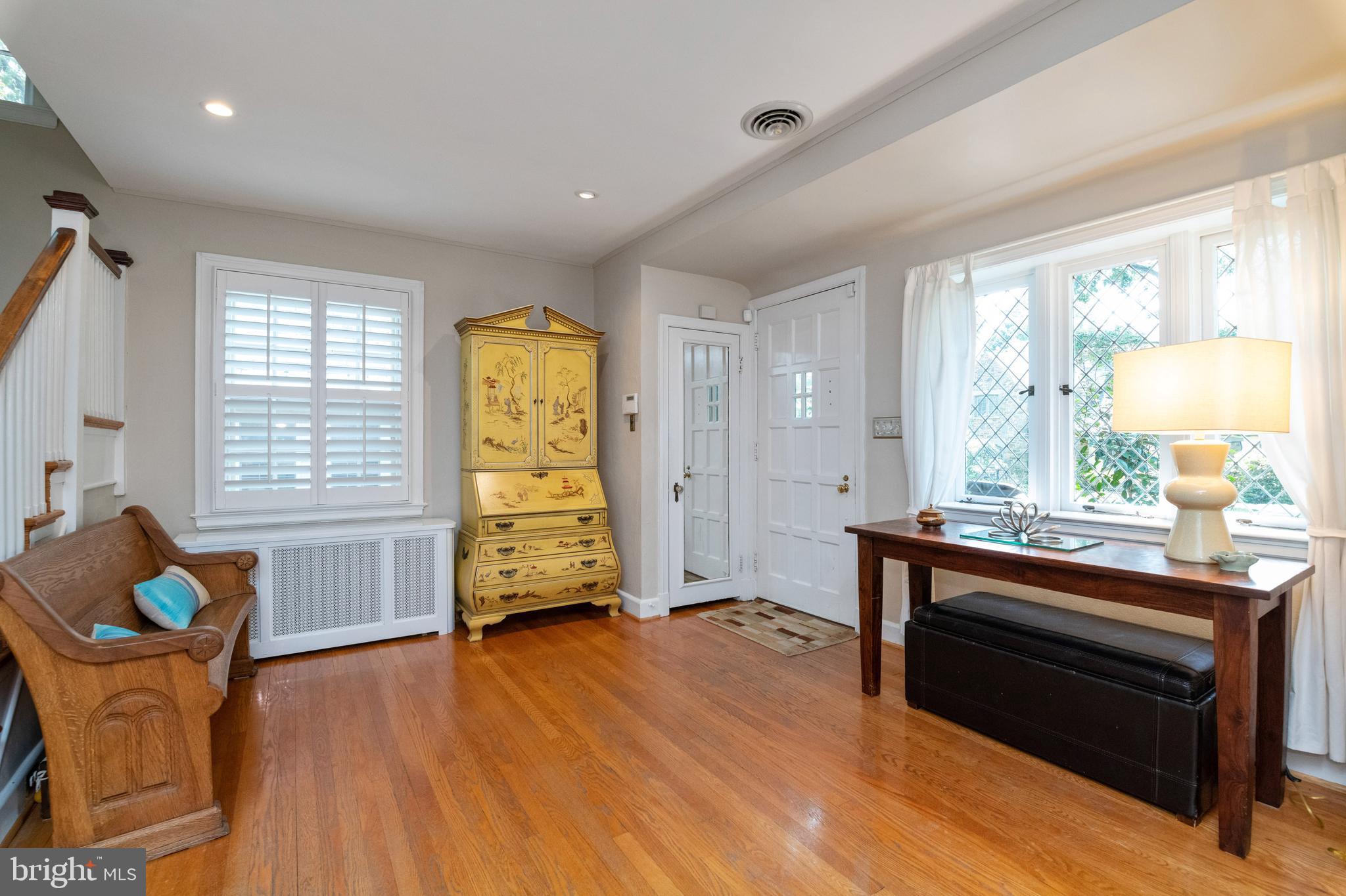 906 Old Oak Road Baltimore, MD 21212 - Photo 6 of 38 Gallery Image 6