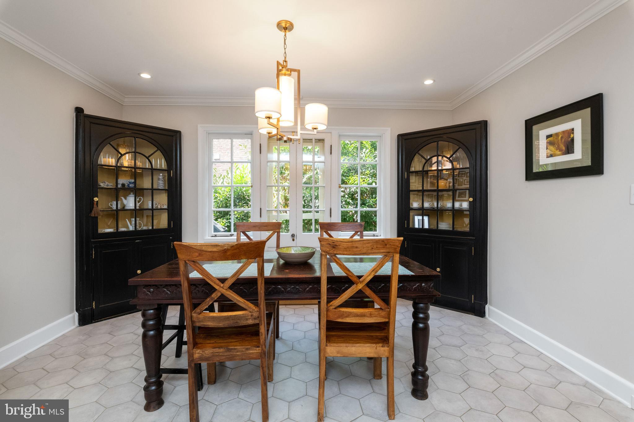 906 Old Oak Road Baltimore, MD 21212 - Photo 7 of 38 Gallery Image 7