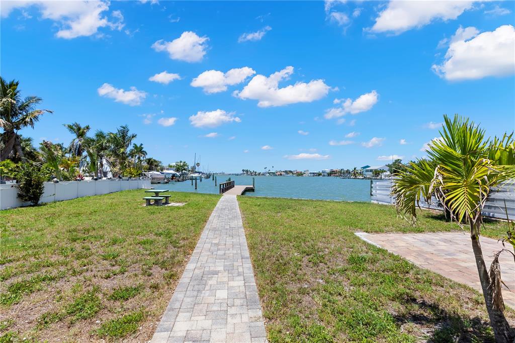 708 Sunset Cove Madeira Beach, FL 33708 - Photo 22 of 37 Gallery Image 22