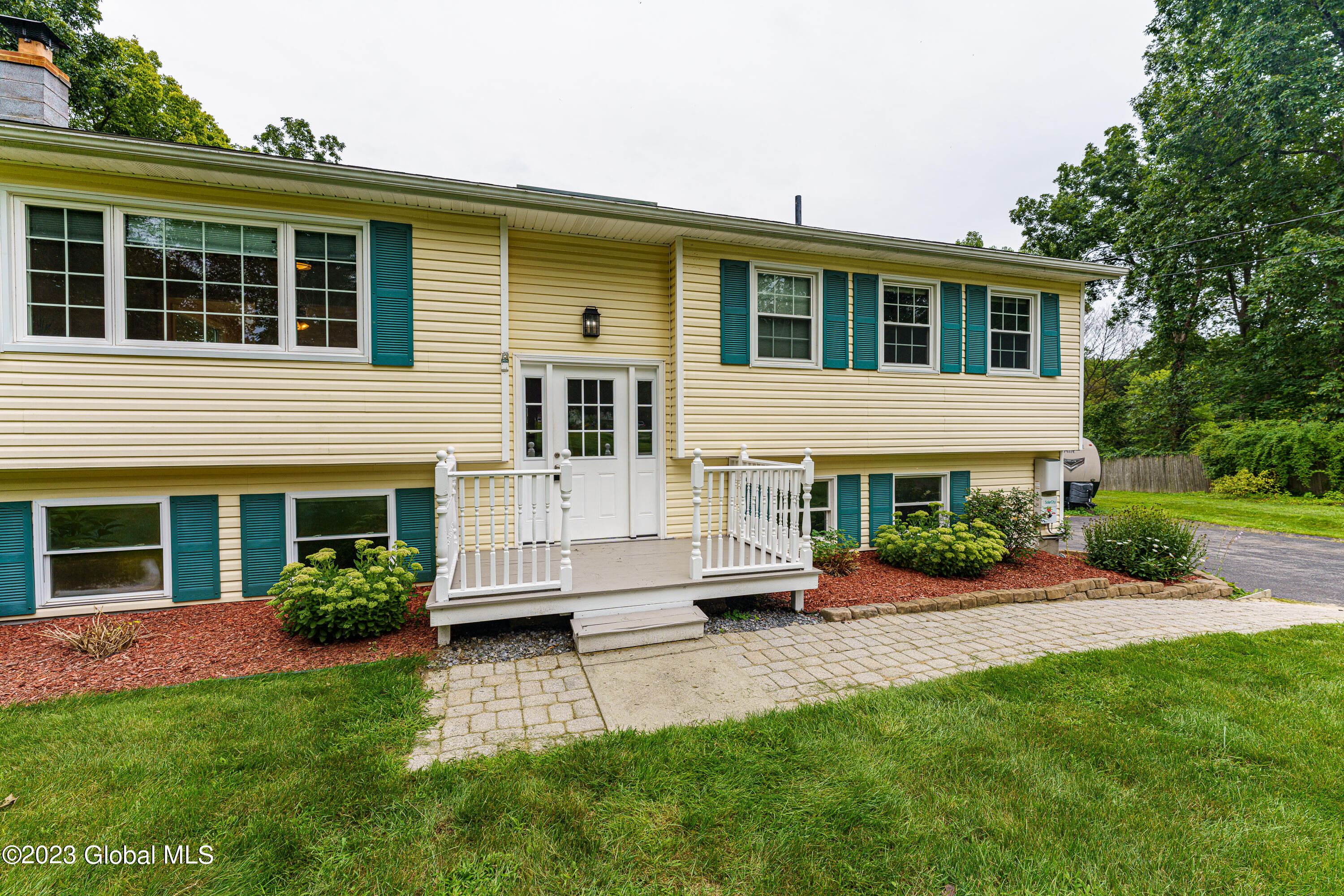 25 Nolan Road Ballston, NY 12019 - Photo 2 of 41 0 Front 4