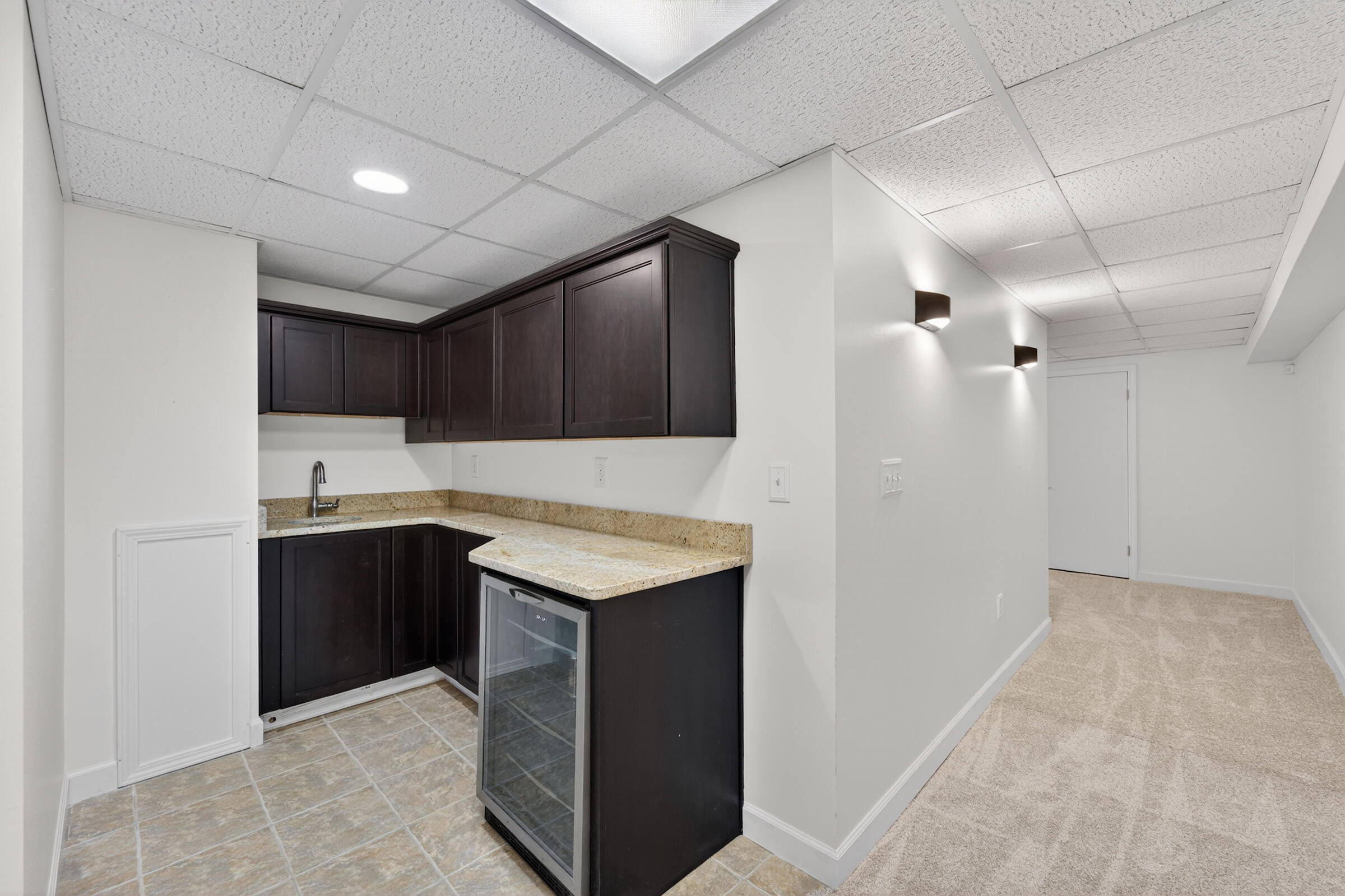 3745 Pilgrim Road Brookfield, WI 53005 - Photo 19 of 30 LL Kitchenette