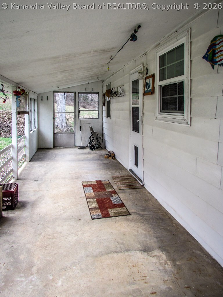 14476 Charleston Road Kenna, WV 25248 - Photo 12 of 25 Gallery Image 12