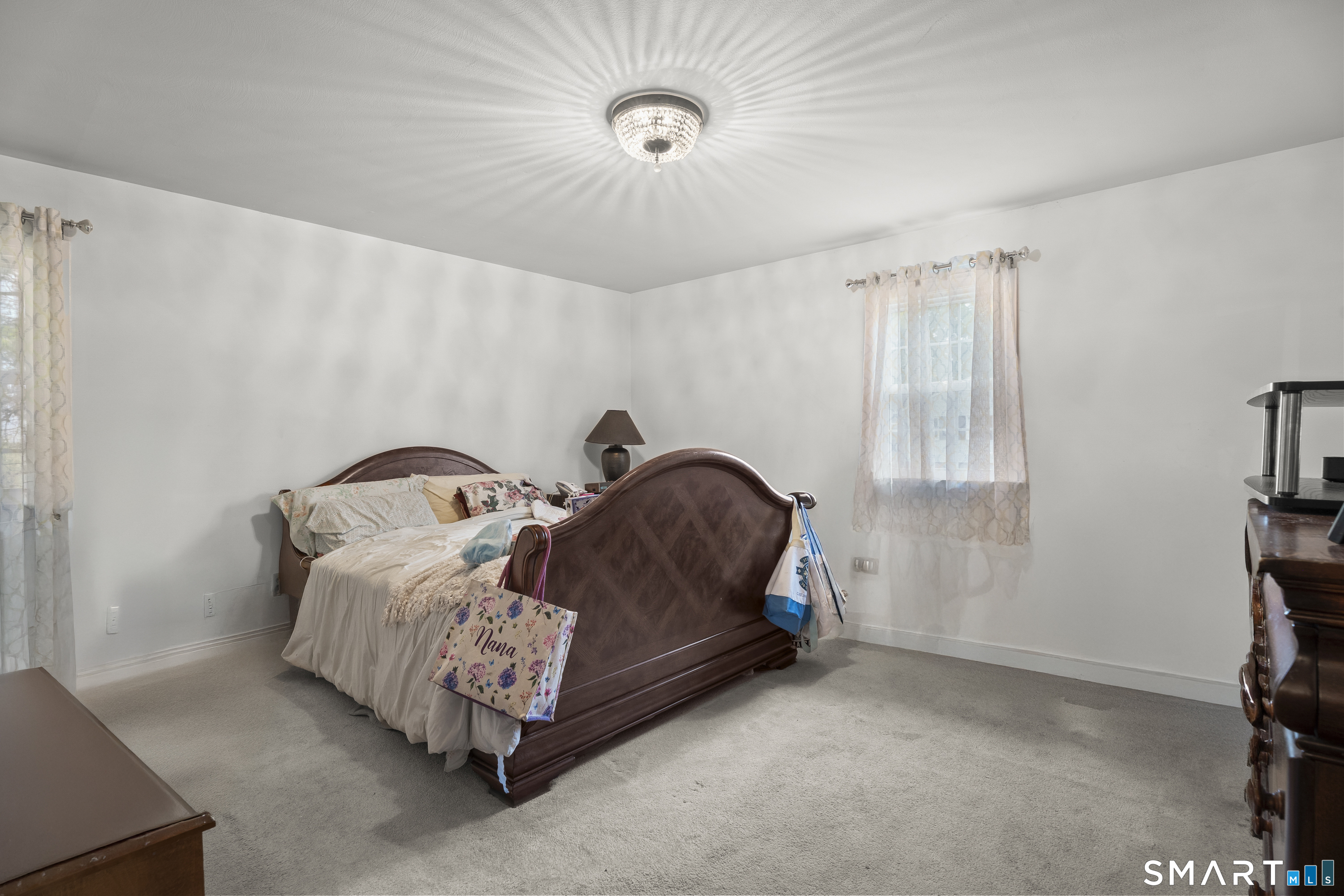 295 Stevenson Road New Haven, CT 06515 - Photo 15 of 36