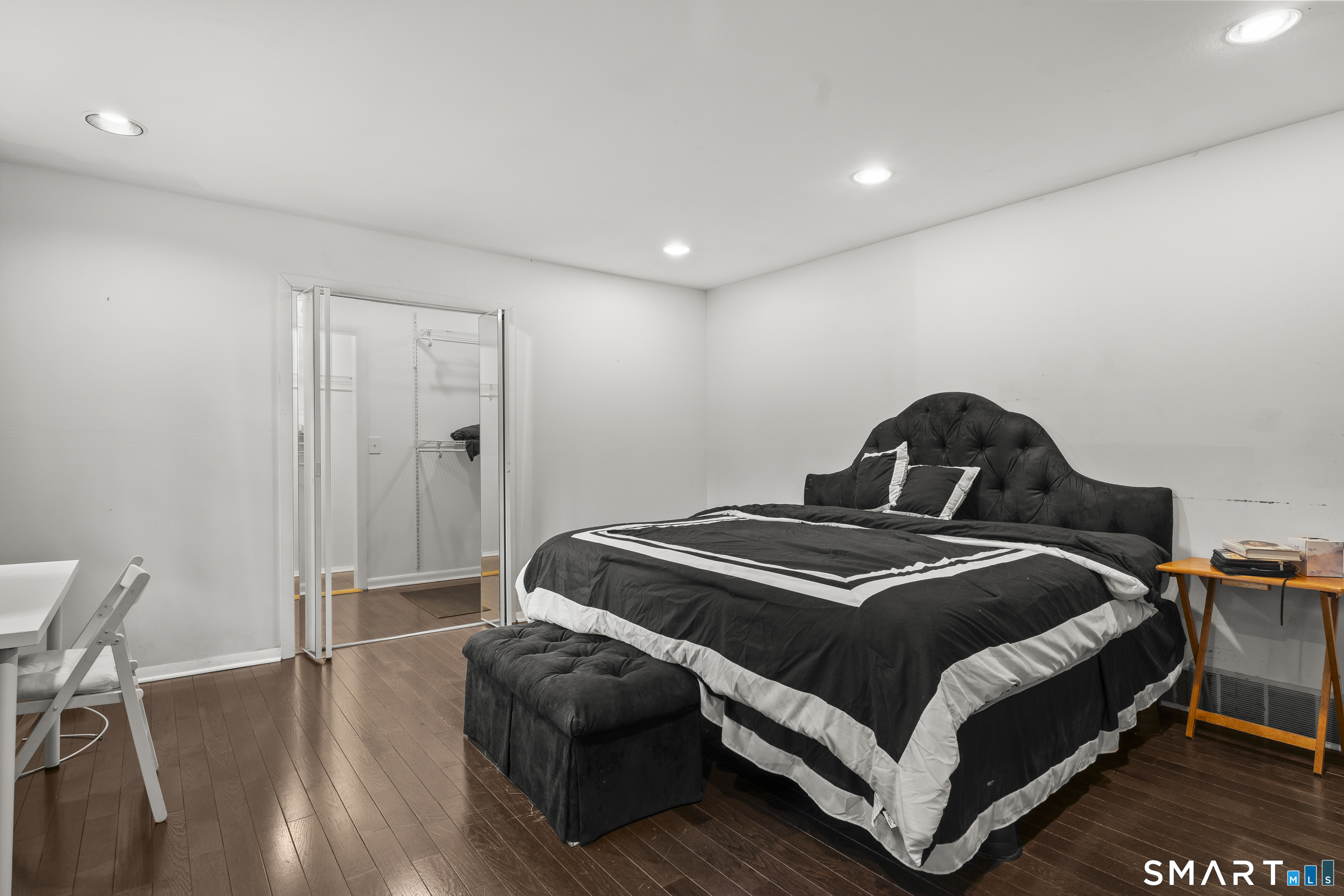 295 Stevenson Road New Haven, CT 06515 - Photo 21 of 36