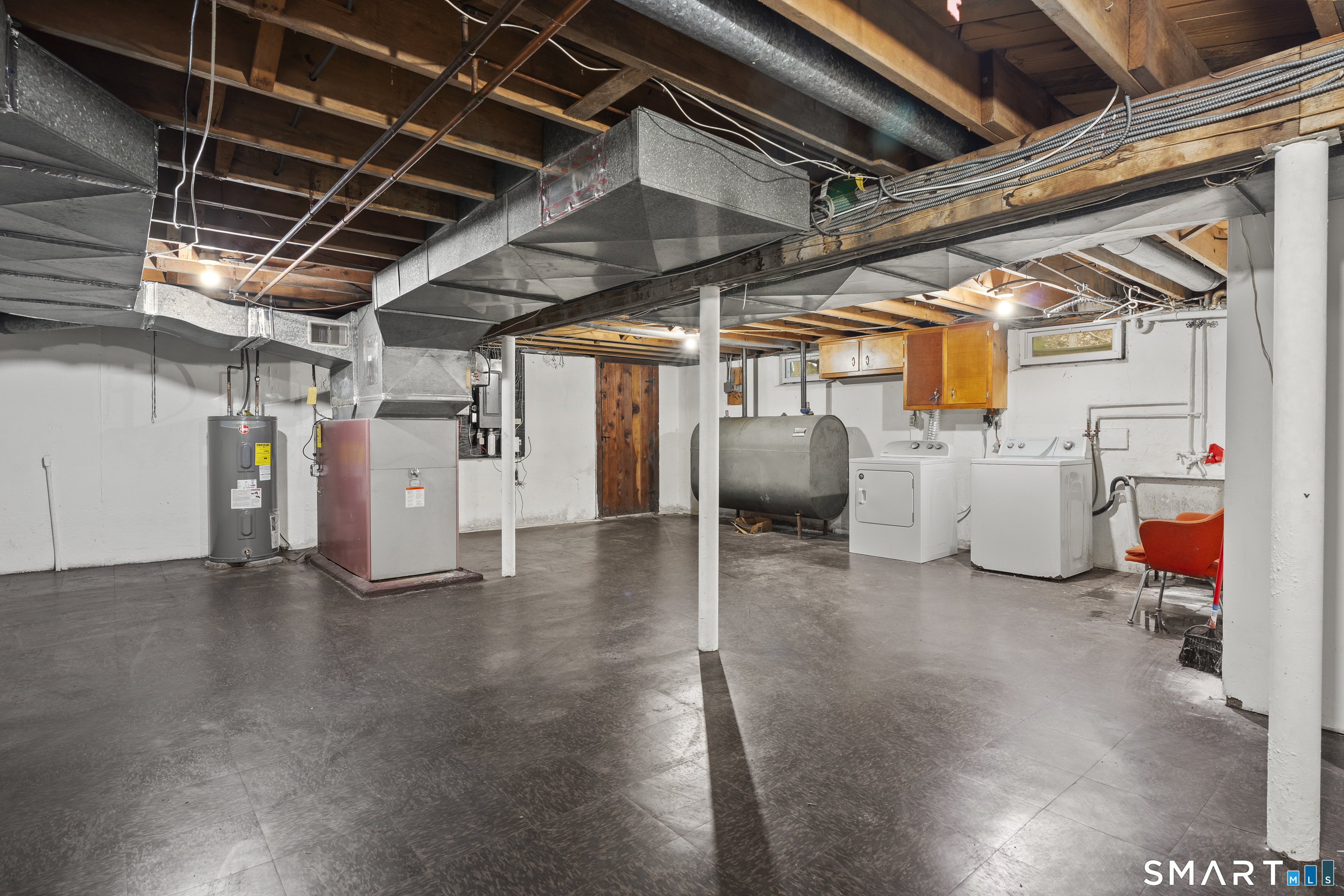 295 Stevenson Road New Haven, CT 06515 - Photo 33 of 36