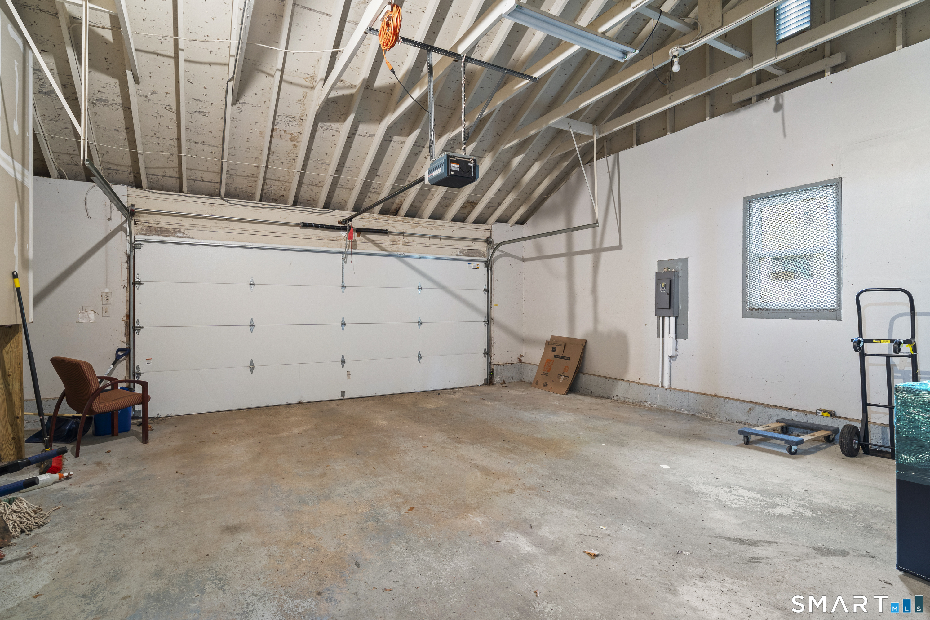 295 Stevenson Road New Haven, CT 06515 - Photo 36 of 36