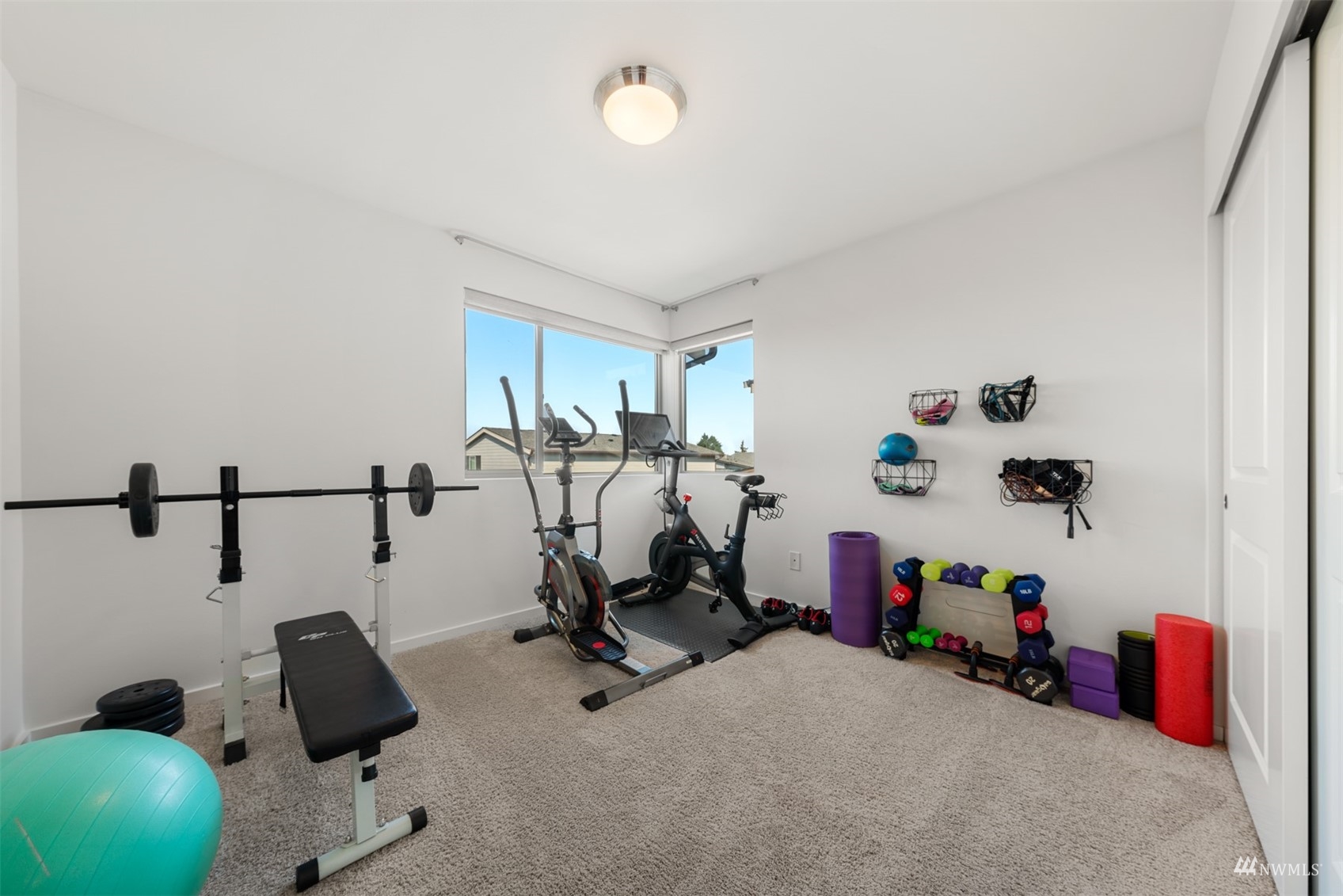 1413 South 28th Street Renton, WA 98055 - Photo 14 of 20 a view of a room with gym equipment