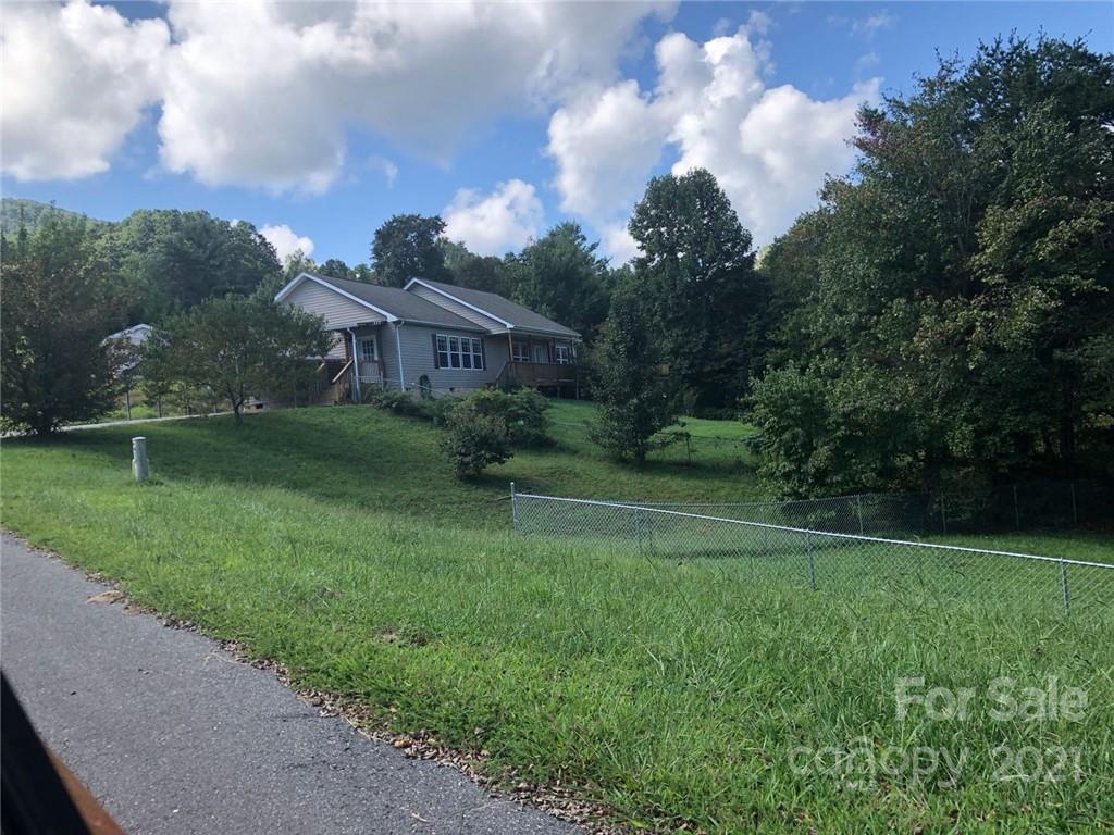 33 Slick Rock Road Leicester, NC 28748 - Photo 20 of 24 Gallery Image 20