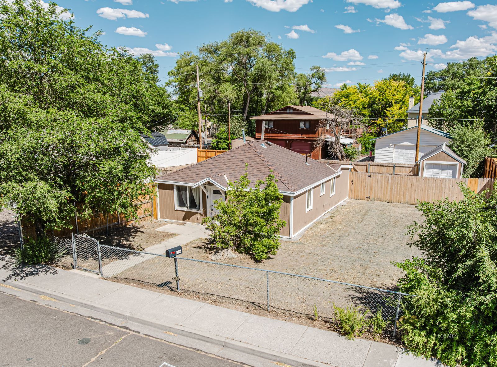 456 Walnut Street Elko, NV 89801 - Photo 3 of 43
