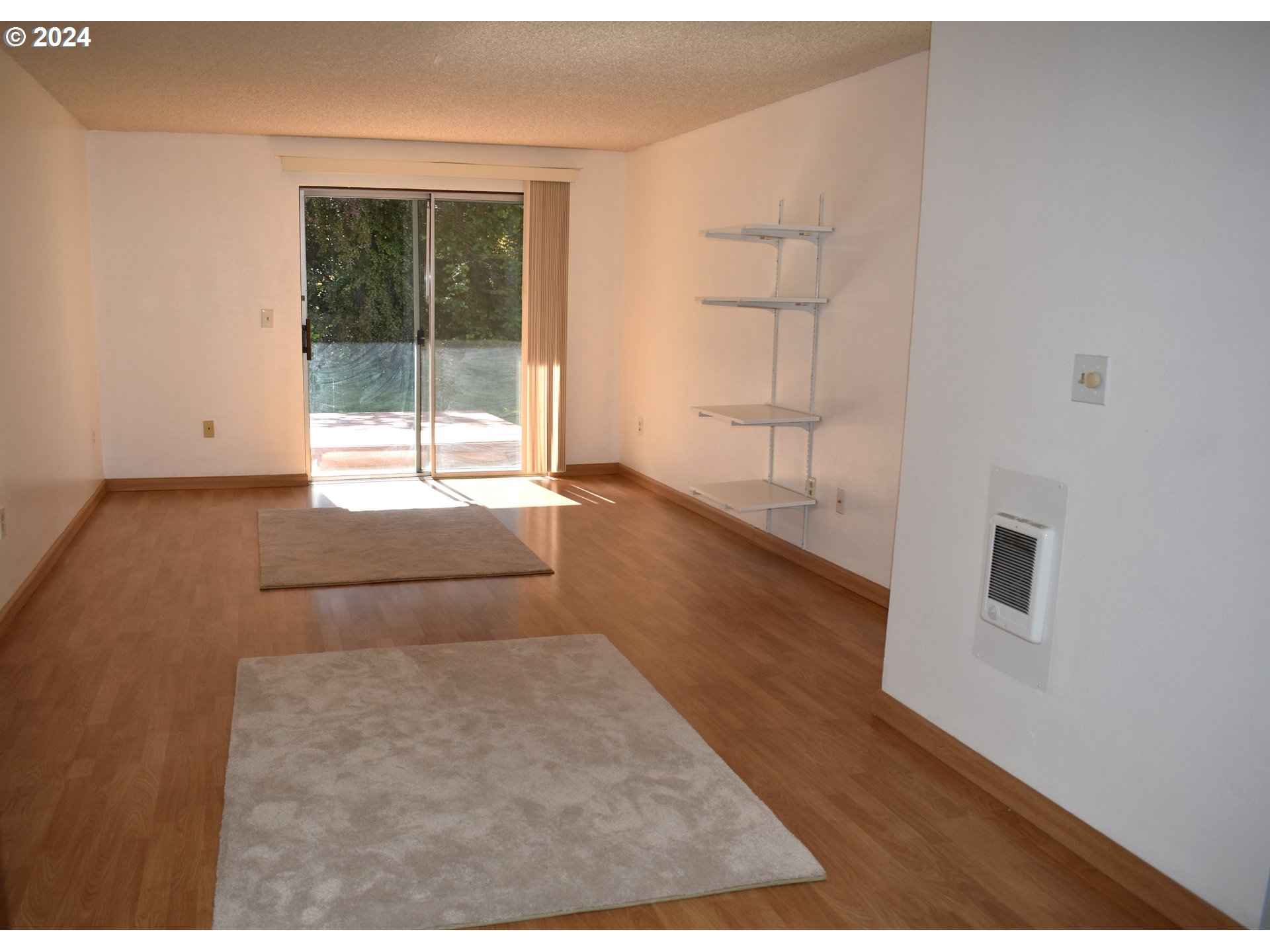 14095 Southwest Walker Road, Unit 76 Beaverton, OR 97005 - Photo 8 of 23 Gallery Image 8