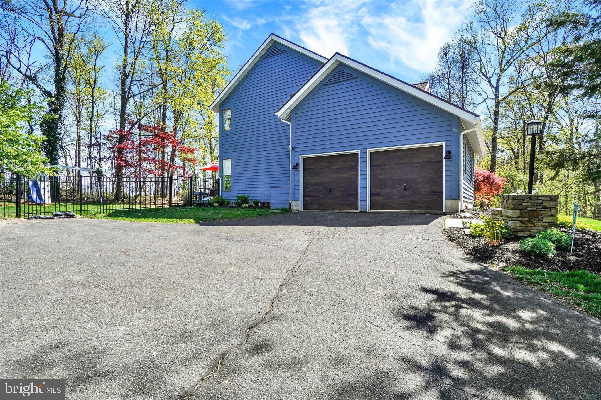 3602 Bowers Road Stewartstown, PA 17363 - Photo 36 of 43 Side / 2 Car Garage