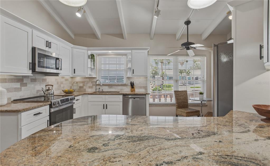 324 173rd Avenue North Redington Beach, FL 33708 - Photo 10 of 73