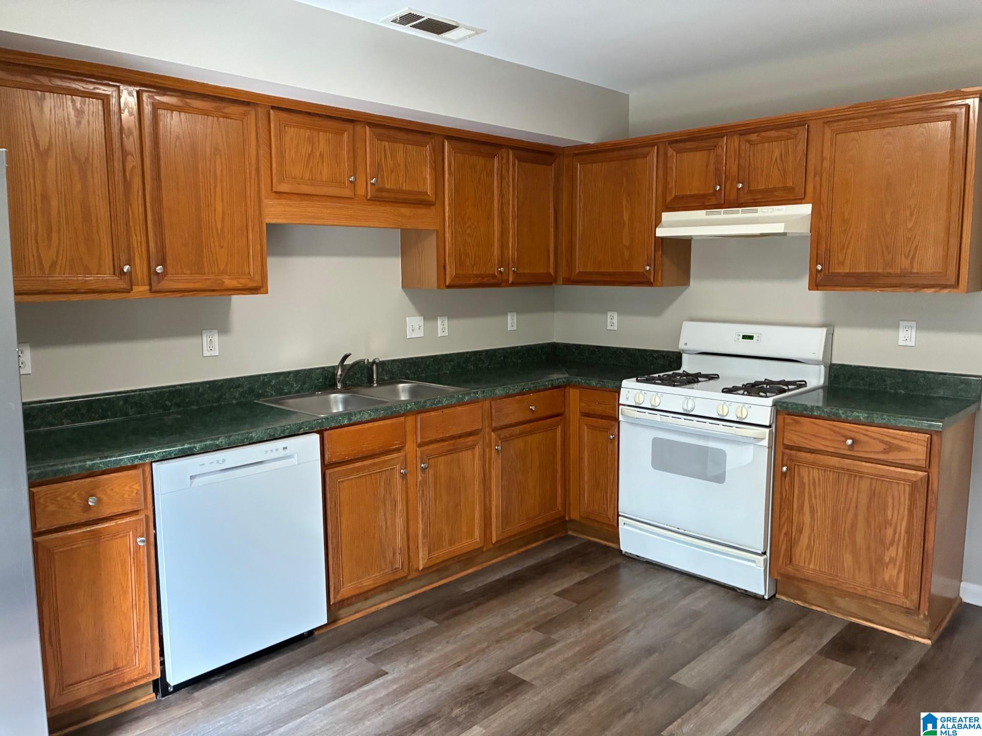 329 Rocky Ridge Circle Helena, AL 35080 - Photo 6 of 14
