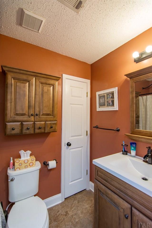 2117 Ziglar Road Cantonment, FL 32533 - Photo 13 of 30 Gallery Image 13