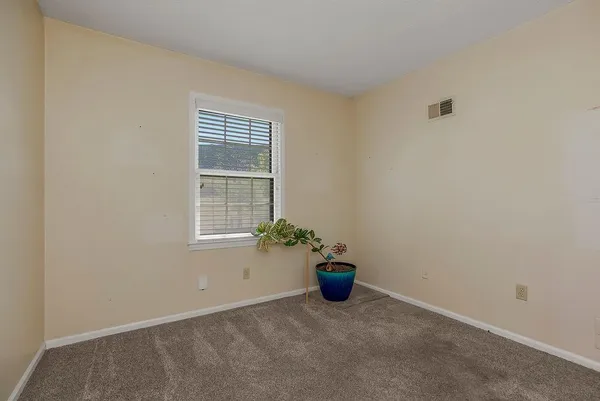$280,000 | 10575 Long Street, Lenexa, KS 66215