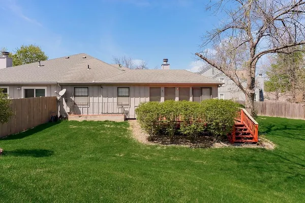 $280,000 | 10575 Long Street, Lenexa, KS 66215