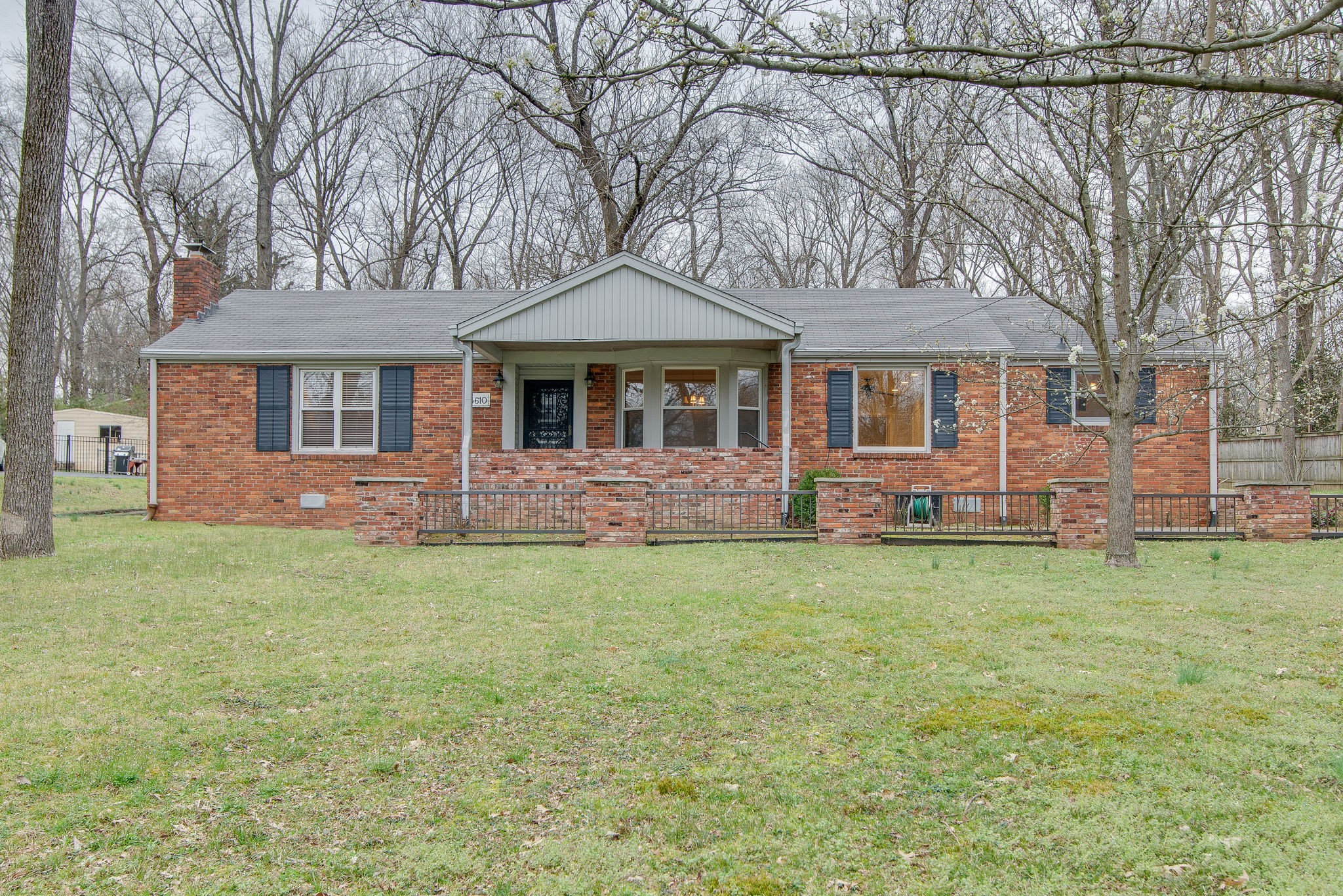 4610 Log Cabin Road Nashville, TN 37216 - Photo 2 of 40 Gallery Image 2