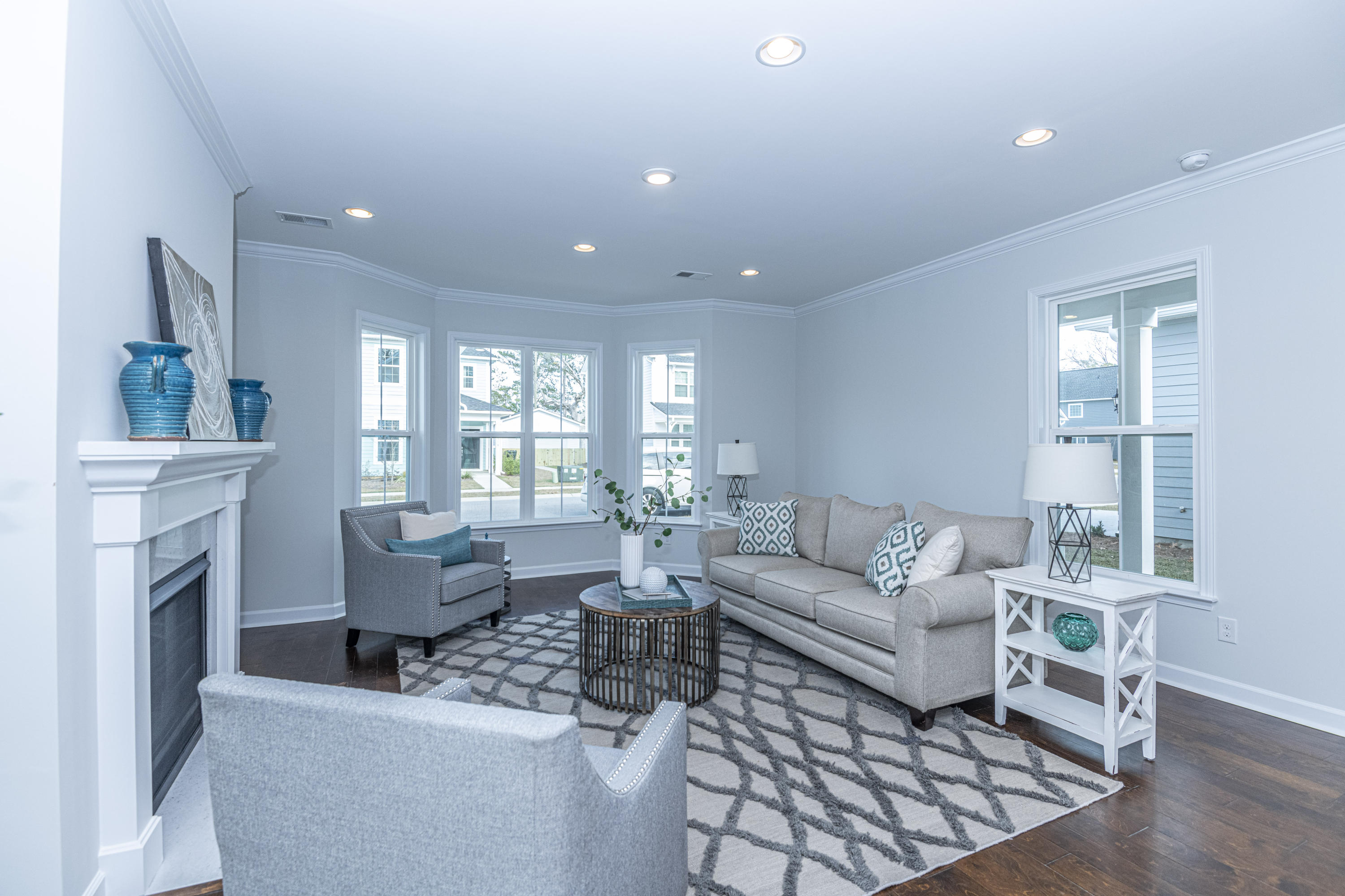 2317 Town Woods Road Charleston, SC 29414 - Photo 4 of 39 DSC_7938