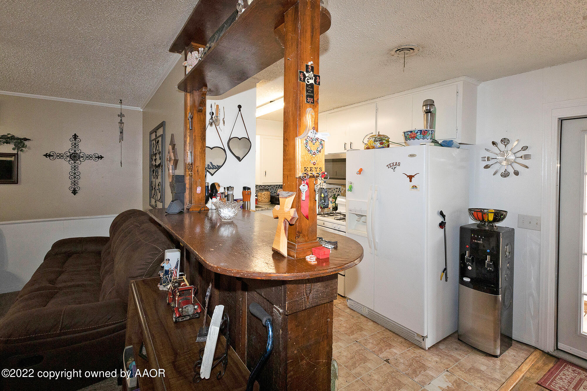 4307 Crockett Street Amarillo, TX 79110 - Photo 13 of 17 Kitchen Bar