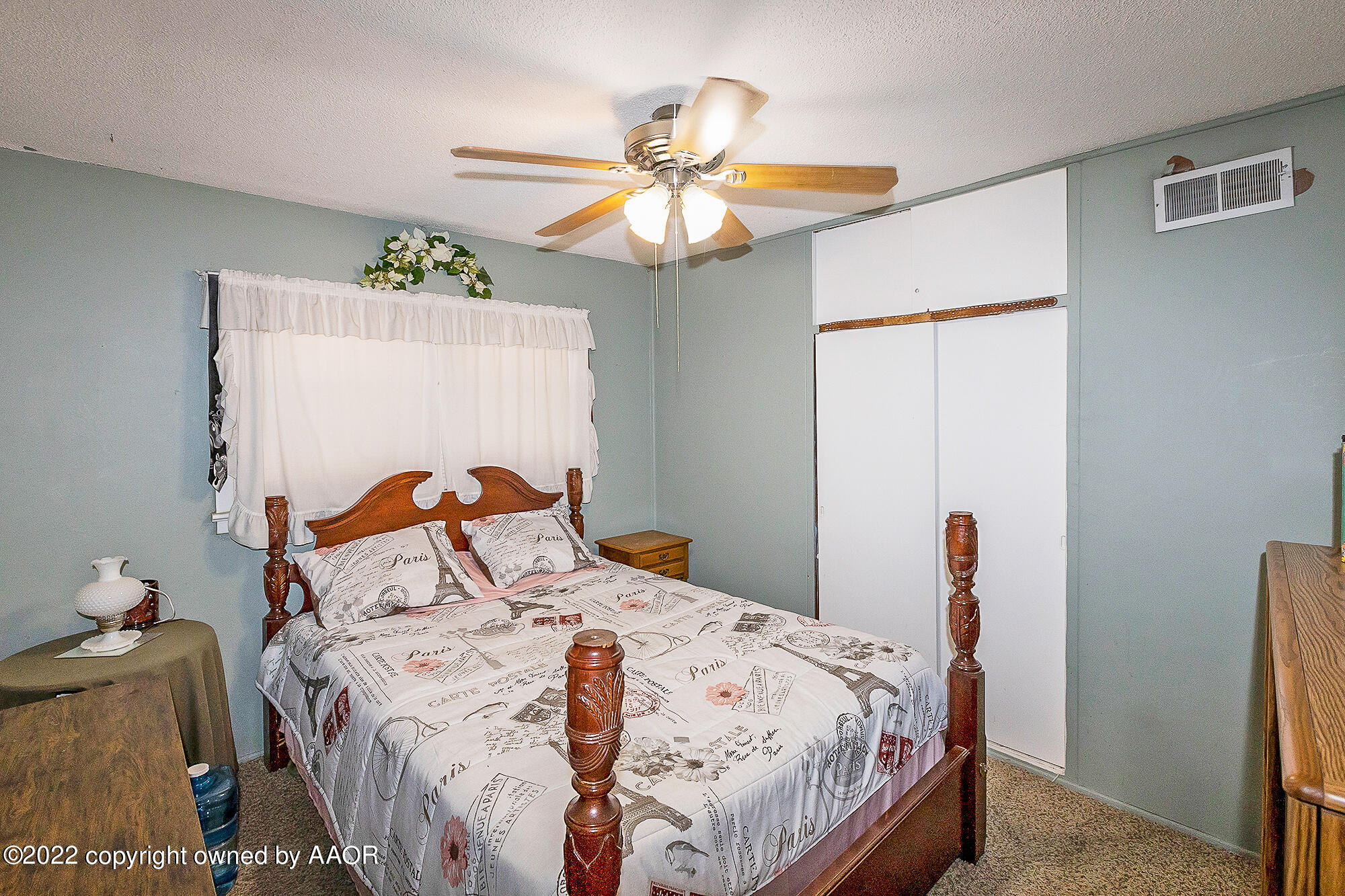 4307 Crockett Street Amarillo, TX 79110 - Photo 10 of 17 2nd Bedroom