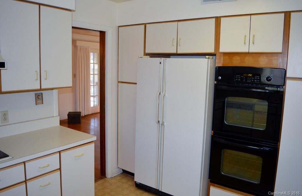 175 Glengarnock Road, Unit 5 6 7 10 Tryon, NC 28782 - Photo 5 of 13 Gallery Image 5