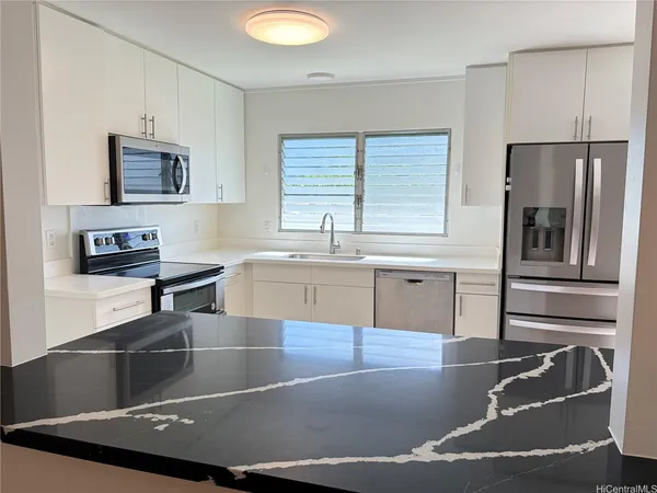 $4,500 | 45-531 Mokulele Drive, Kaneohe, HI 96744