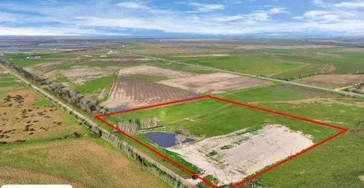 $340,000 | 1410 Connor Avenue, Eagle Lake, TX 77434