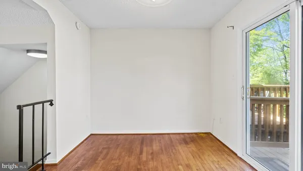 $2,600 | 8903 Waites Way, Lorton, VA 22079