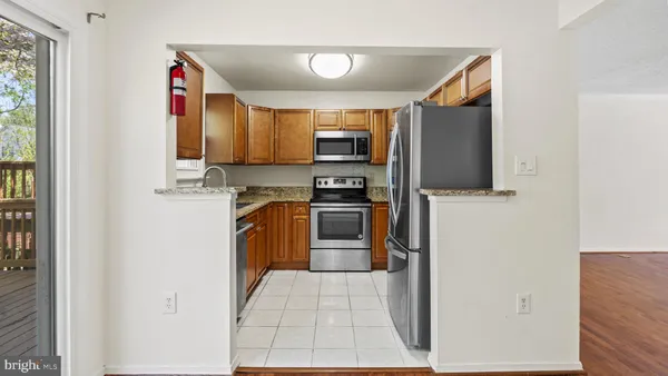 $2,600 | 8903 Waites Way, Lorton, VA 22079